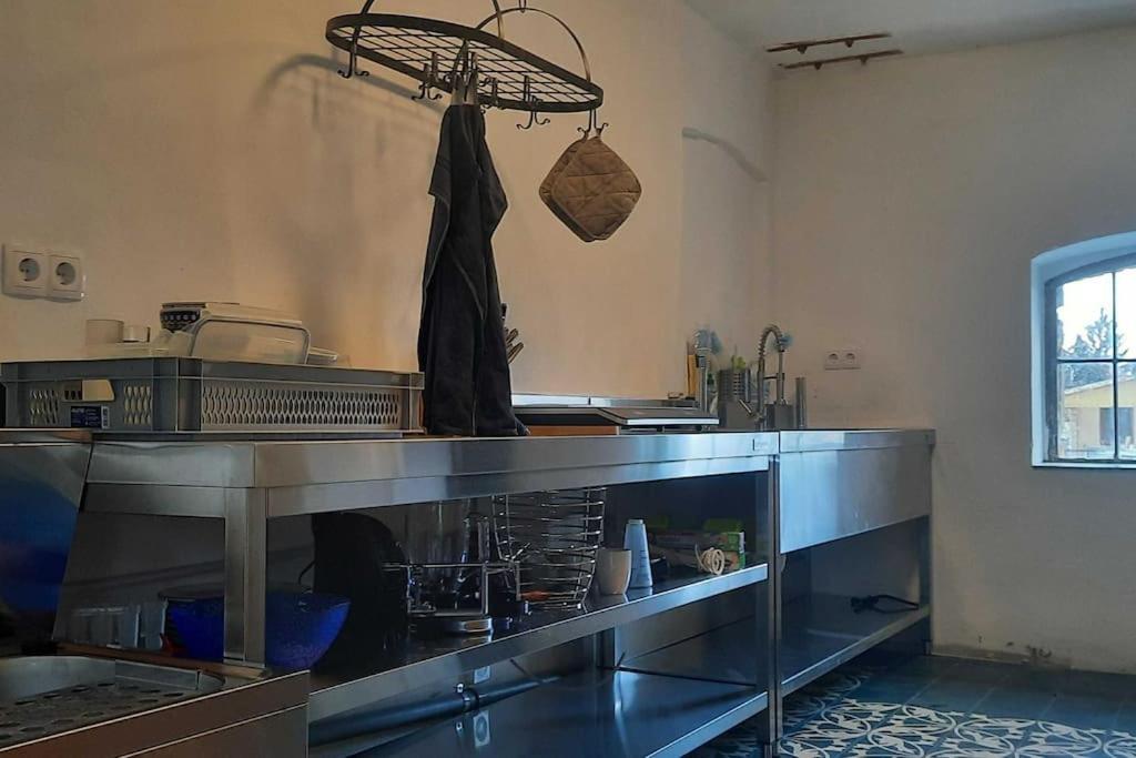 Zirkuswagen Glamping Fuer 2 Mit Veranda Kueche Netflix Parken Und Hofladen Steinhofel Exterior foto